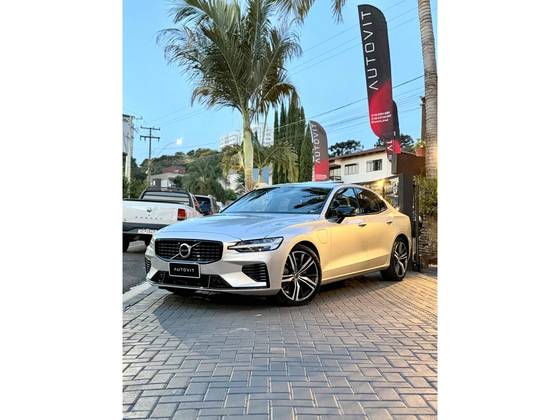 VOLVO S60 2.0 T8 R-DESIGN HÍBRIDO 4P AUTOMÁTICO
